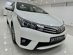 Toyota Corolla Altis 1.6L CVT Elegance LED Keyless 2015 White